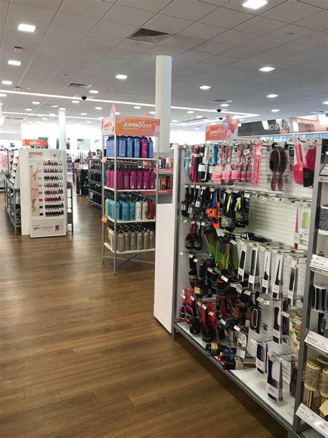 Ulta tyler tx - Beauty Advisor. Tyler, Texas. Retail Associates. Part Time. 238435. OVERVIEW. Experience a place of energy, passion, and excitement. A place where the joy of discovery and uncommon artistry blend to create exhilarating buying experiences—for true beauty enthusiasts. At Ulta Beauty, we’re transforming the …